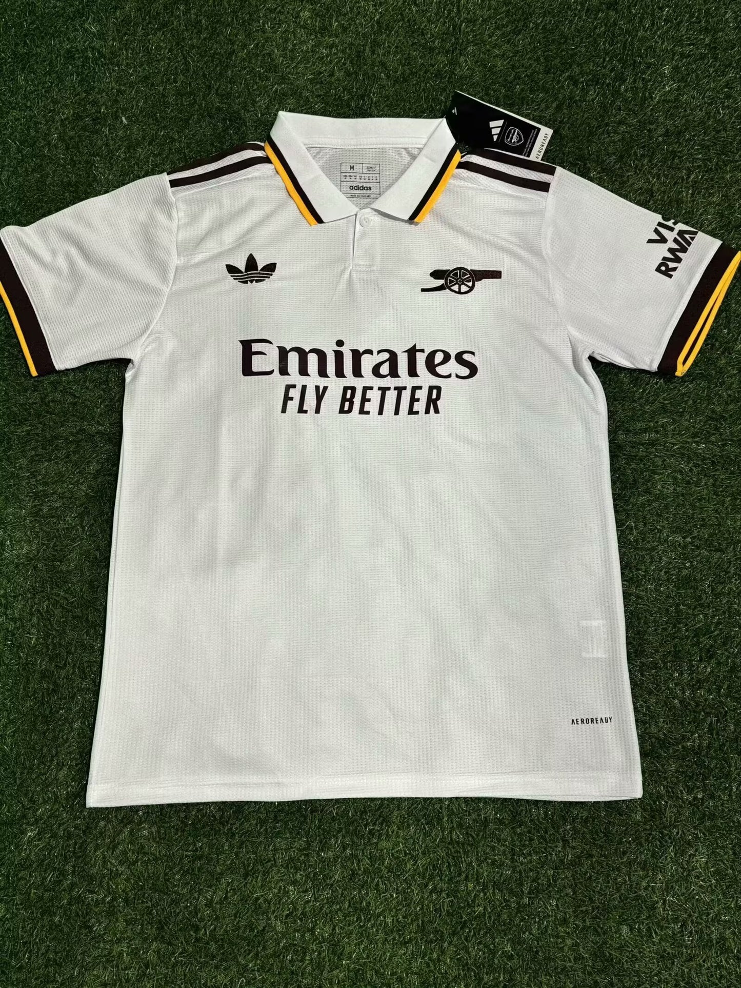 Arsenal 25/26 Shirts (Home/Away)