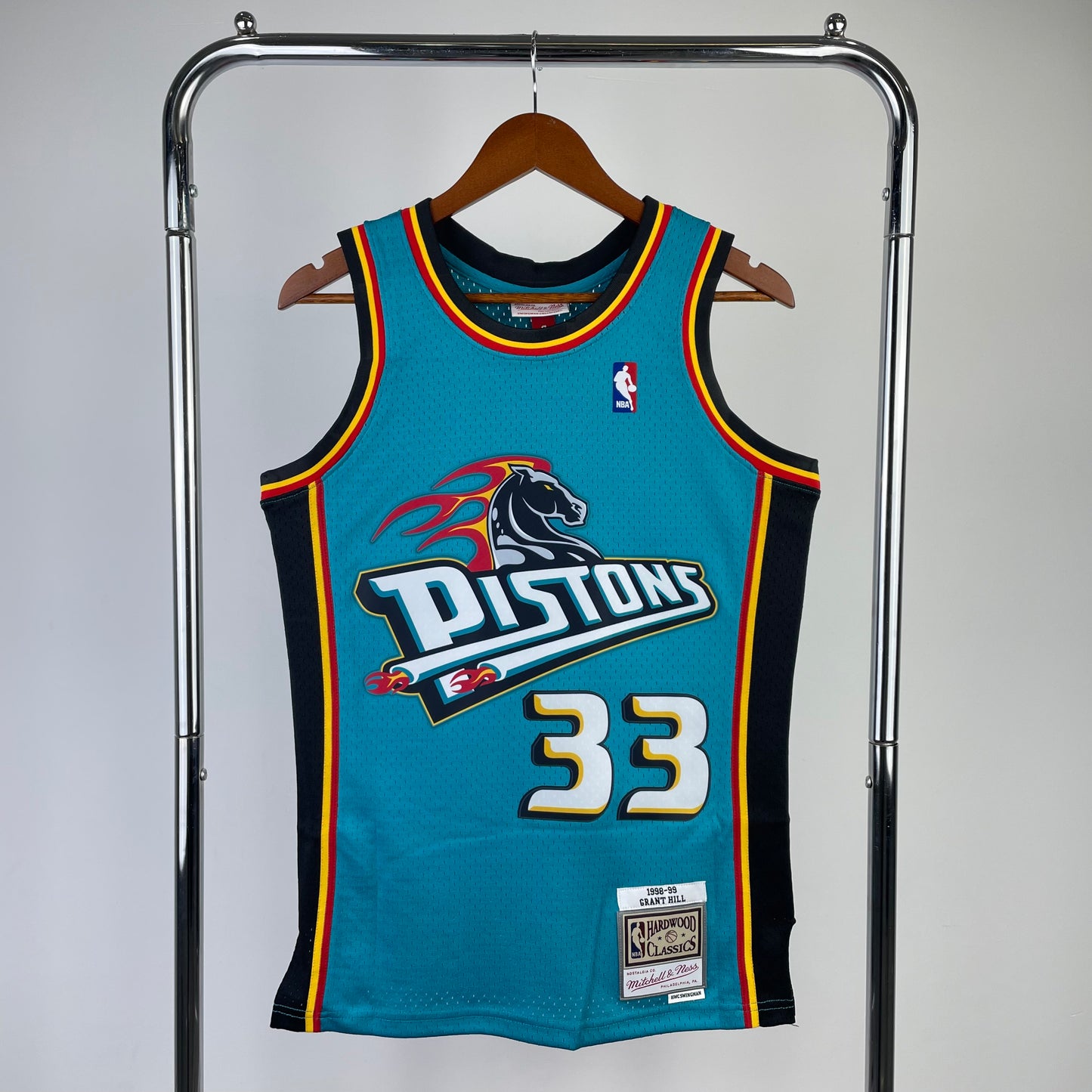 Detroit Pistons 98/99 Jerseys (Home)